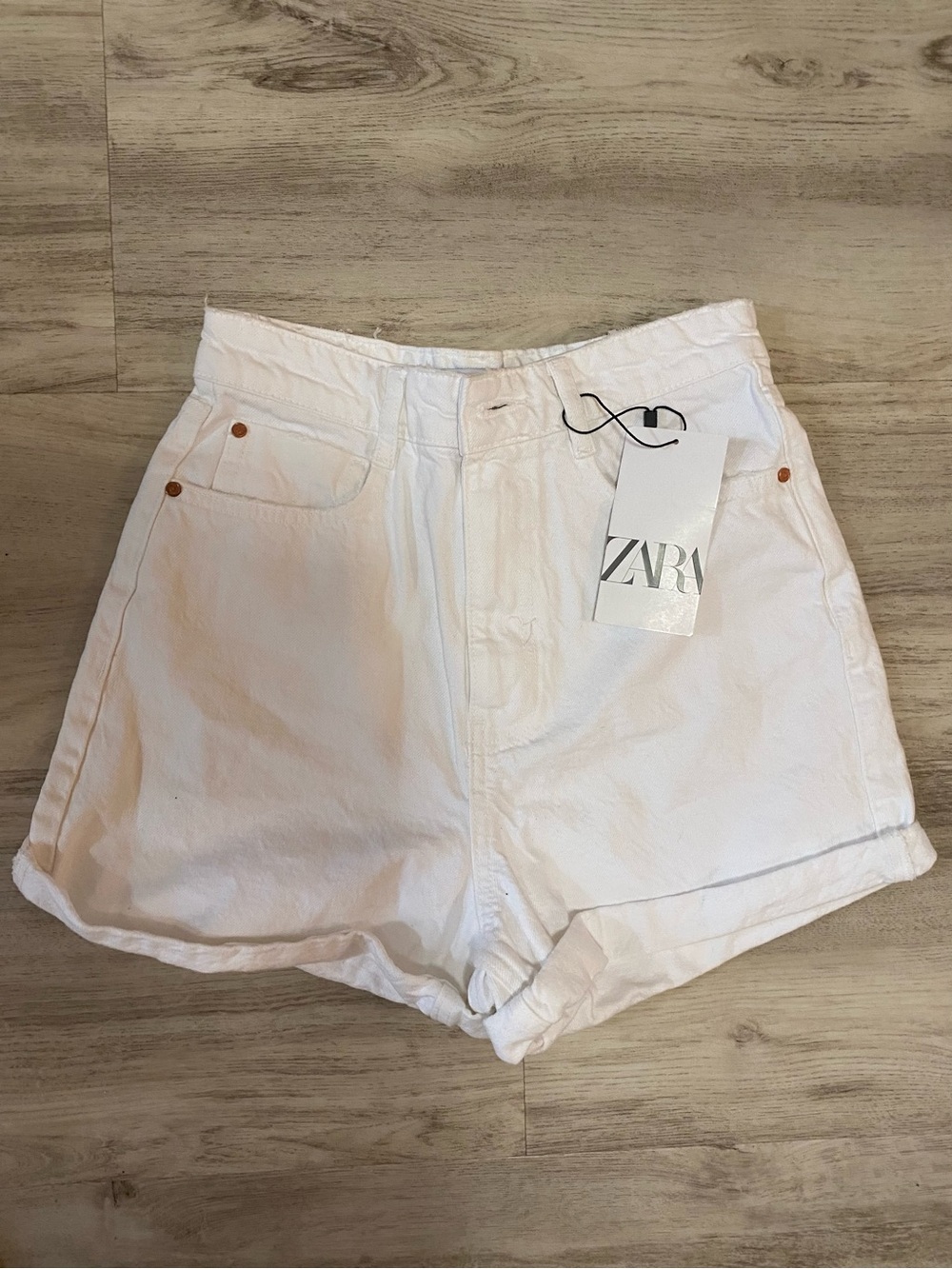 ZARA White High-Waist Cotton Shorts